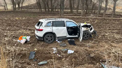 Cip Takla Attı: 2 Yaralı