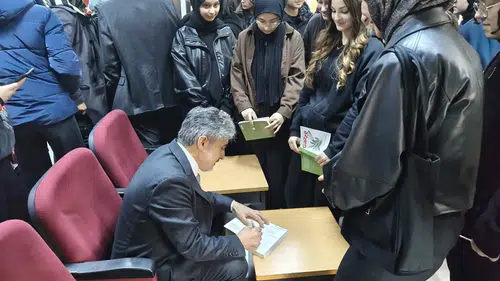 Prof. Dr. Orhan Alimoğlu, Gençlerle Bir Araya Geldi