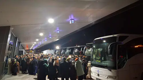 337 Umre Yolcusu Duayla Uğurlandı