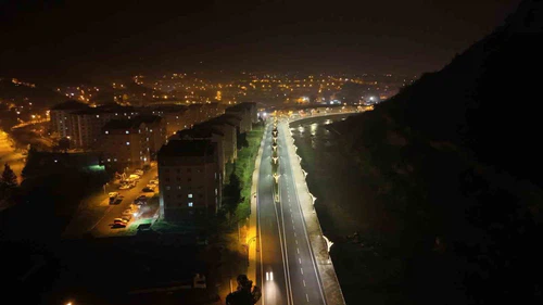 Karabük’te Zonguldak ve Yenice caddeleri baştan sona yenilendi