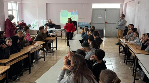 Öğrencilere balık ve deniz ürünleri tanıtıldı