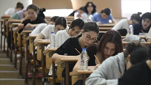 On Binlerce Gençler Geleceği İçin Ter Dökecek