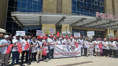 Sağlık İşçilerinden Zam Teklifine Protesto