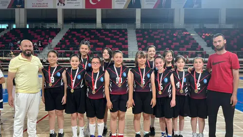 Şampiyon Gelişim Basketbol Oldu