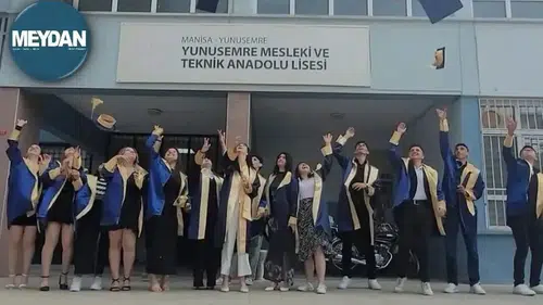 Manisa Yunusemre Mesleki Eğitim Merkezi yeni mezunlarını verdi