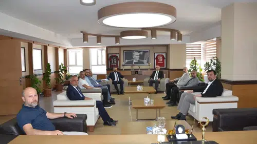 MHP’den SMMMO'nun Yeni Yönetimine Kutlama
