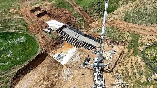 Artvin'de 4,8 milyar liralık 17 taşkın koruma projesi devam ediyor
