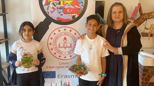 Çocuklar Doğa ile Sanat Atölyesi’nde Afiş Tasarladı