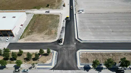 Hastaneleri Buluşturan Yol
