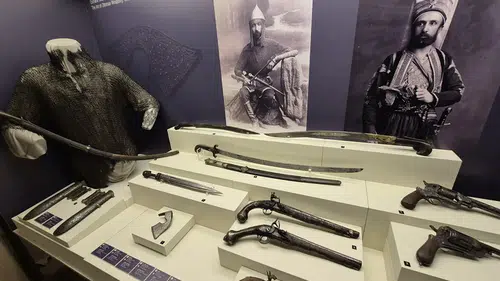 Demirin Yaklaşık 3 Bin 500 Yıllık Serüvenini Anlatan Eserler