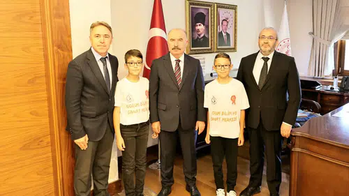 Vali Çalgan, TÜBİTAK İkincisi Olan Öğrencileri Ağırladı