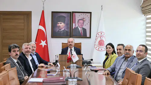 Sahipsiz Hayvanlar İçin Kurulan Birlik, Vali Çalgan Başkanlığında Toplandı