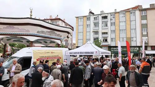 Ulu Cami’de Aşure İkramı