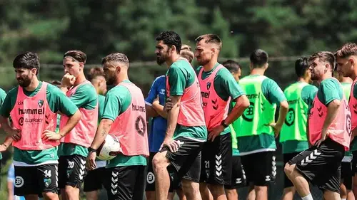 Düzce'de kamp yapan Kocaelispor, yeni sezon hazırlıklarını sürdürdü