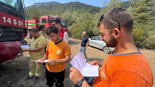 Karabük'teki öğrencilerden yangınlarla mücadele eden orman kahramanlarına mektup