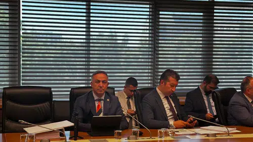 Tahtasız, Adalet Bakanlığına Yürüdü
