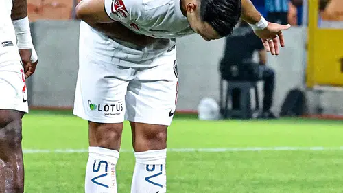 Süper Yedek: Atakan Akkaynak