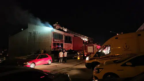 Oto Galeride Yangın Çıktı