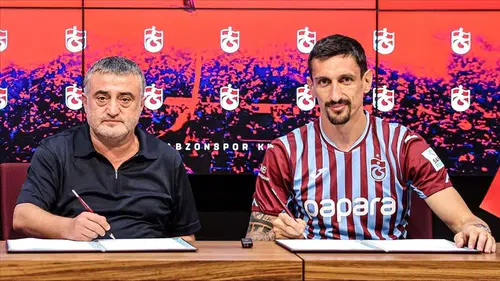 Trabzonspor'un savunma oyuncusu Savic, iyi futbol oynayacaklarına inanıyor