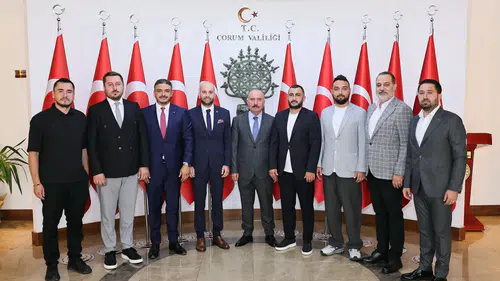 Arca Çorum FK Yönetimi, Vali Çalgan'ı Ziyaret Etti