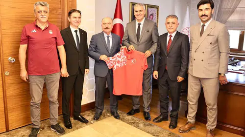 Görme Engelliler Spor Federasyonu Heyetinden Vali ve Başkana Ziyaret