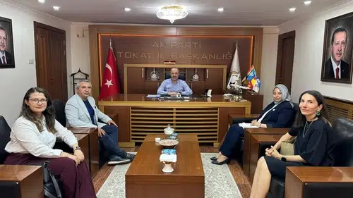 Yeşilay Tokat Şube Başkanı Ateş, Erbaa İlçe Milli Eğitim Müdürü Aslan'ı ziyaret etti