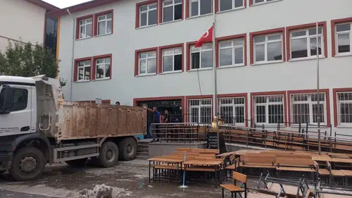 Okul Müdürleriyle Değerlendirme Toplantısı