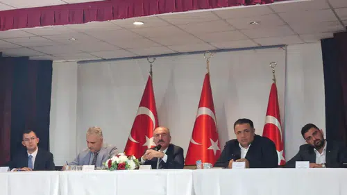 Vali Çalgan Bayat’ta Muhtarlarla Buluştu