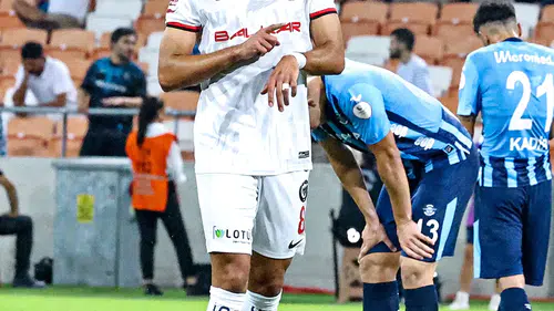 Arca Çorum FK'den Taraftara Galibiyet Teşekkürü