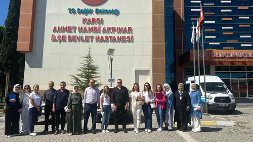 15 Hastane Mercek Altında