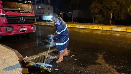 Sağanak Yağmur Etkili Oldu