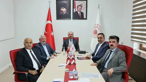 Sahipsiz Hayvanlar İçin Valilikte Toplantı