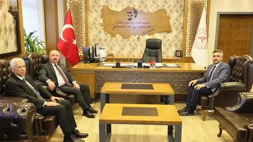 Yeni Başhekime İade-İ Ziyaret
