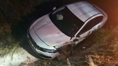 Kontrolden Çıkan Otomobil Devrildi