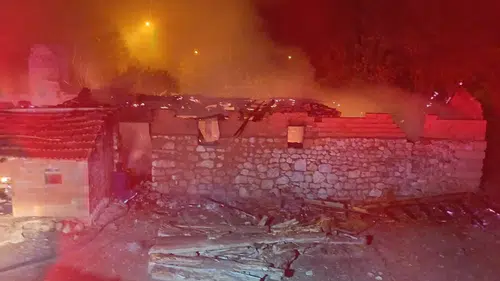 Köyde Korkutan Yangın