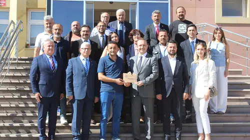 Erol Afacan ve Yeni Yönetim Mazbatasını Aldı
