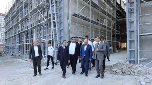 Şehit Öğretmenin Adını Taşıyan Merkez Yükseliyor