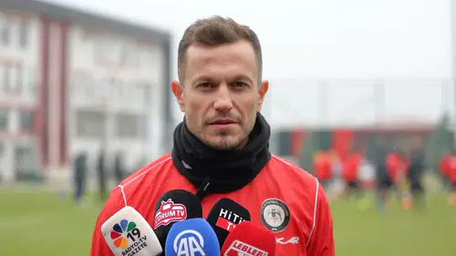 Oğuz Gürbulak’tan Camiaya Çağrı