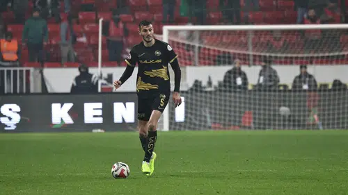 Doğum Gününde İlk Maçına Çıktı