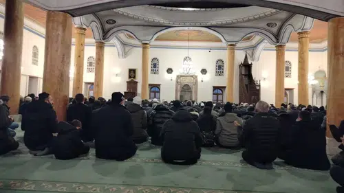 Dualar Gazze ve Doğu Türkistan İçin Edildi