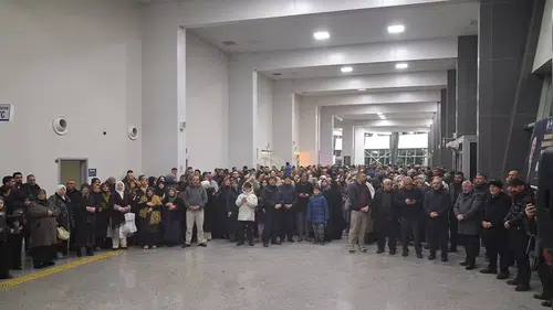 Karnesini Alan Kabe’ye Koştu