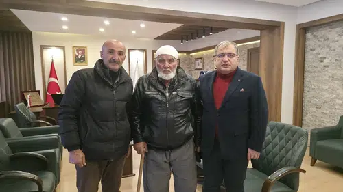 Dernek Yönetimi İstedi, Başkan Geri Çevirmedi