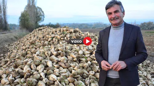‘Çiftçi Kazanmıyor’ Diyenleri Topa Tuttu