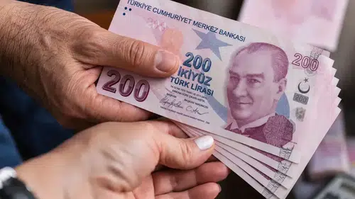 En düşük emekli maaşı için net rakam geldi