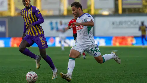 Rakip Evde Kedi, Deplasmanda Aslan!