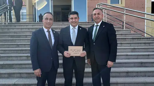 Hamdullah Uğur Yağmur Mazbatasını Aldı