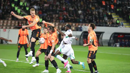 Smolcic Zirveyi Zorluyor