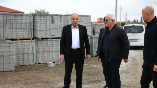 7 Bin 655 Metrekare Kilit Parke Taşı Döşeniyor