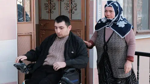 Engelleri Birlikte Aşıyorlar