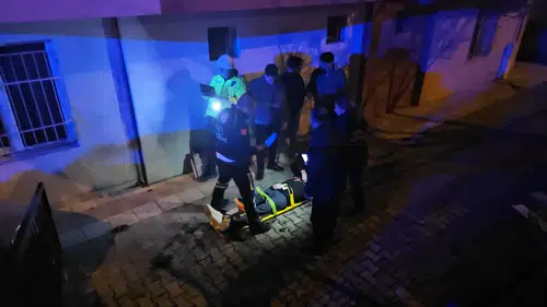 Korkulukları Parçaladı, Boşluğa Düştü